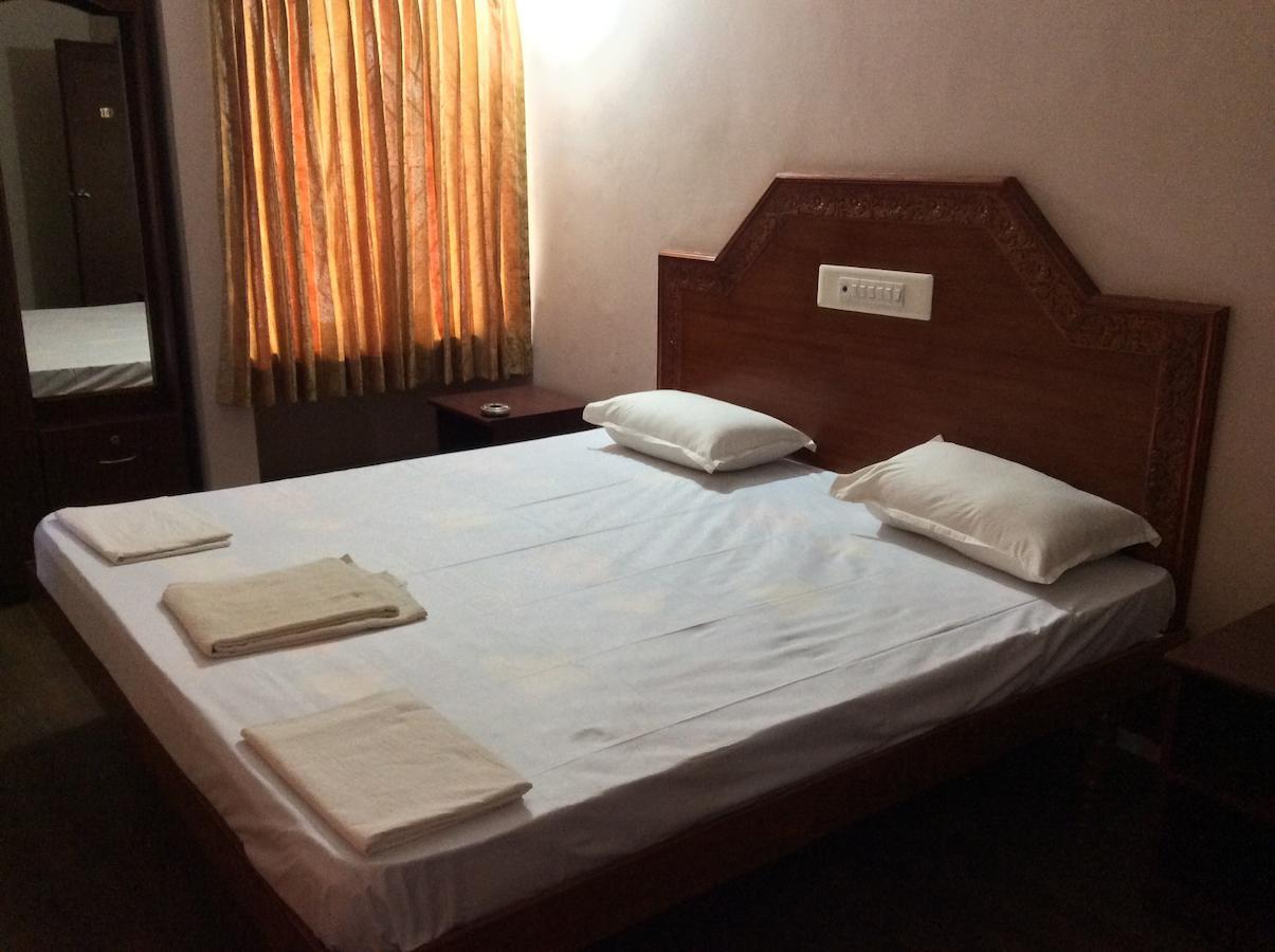 Sakthi Lodge Dharapuram Kamer foto
